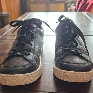 Coach signature pattern sneakers with skull, star and poison patches